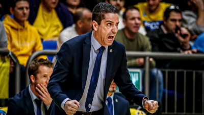 Σφαιρόπουλος: «Άξιζε το βραβείο ο Μπαρτζώκας - Υπάρχει η πιθανότητα να βρεθώ στην Εφές»