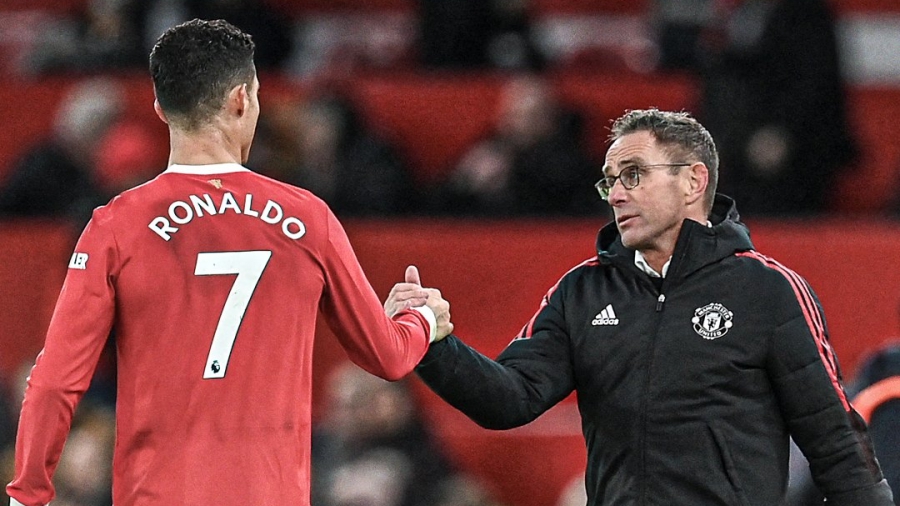 Κριστιάνο Ρονάλντο: Μένει στη Μάντσεστερ Γιουνάιτεντ μόνο αν του αρέσει ο επόμενος προπονητής!