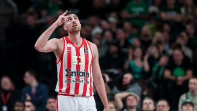 «Προς Αρμάνι Μιλάνο ο Νίκολα Μιλουτίνοφ!»