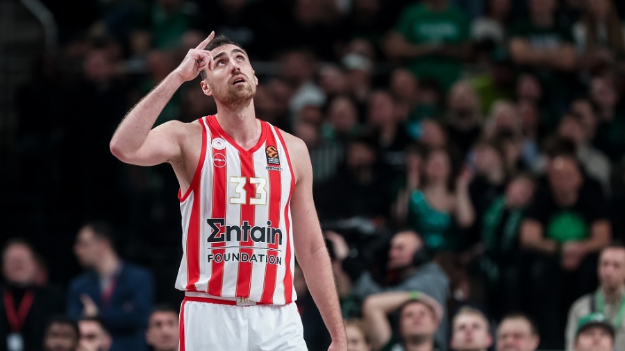 «Προς Αρμάνι Μιλάνο ο Νίκολα Μιλουτίνοφ!»