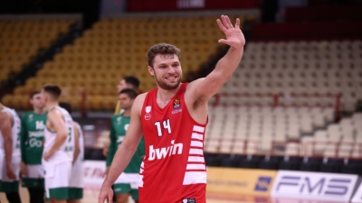 Euroleague: Ο «διπλός» Βεζένκοφ MVP της αγωνιστικής!