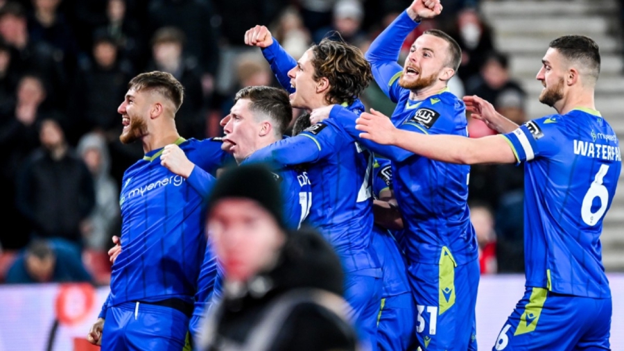 Αδιανόητη έκπληξη: Η Γκρίμσμπι της 4ης κατηγορίας απέκλεισε τη Σαουθάμπτον - Τρομερές σκηνές στο φινάλε! (vids)