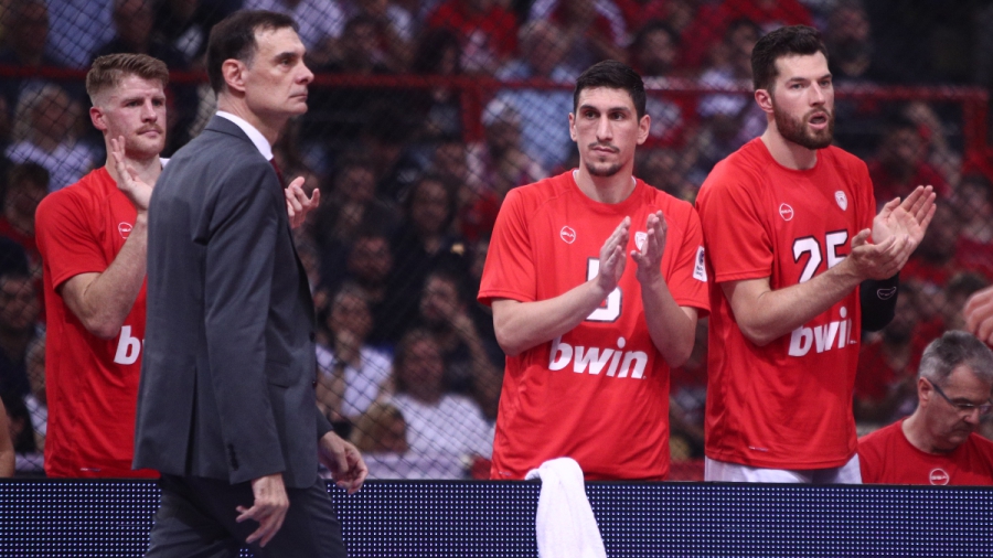 Ολυμπιακός: Τέλος στο αήττητο 53 αγώνων στην Α1 και 65 αγώνων επί ελληνικών ομάδων σε 4 διοργανώσεις