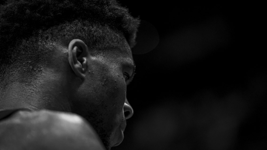 Ελαφρύ διάστρεμμα η διάγνωση για τον αστράγαλο του Γιάννη Αντετοκούνμπο! (video)