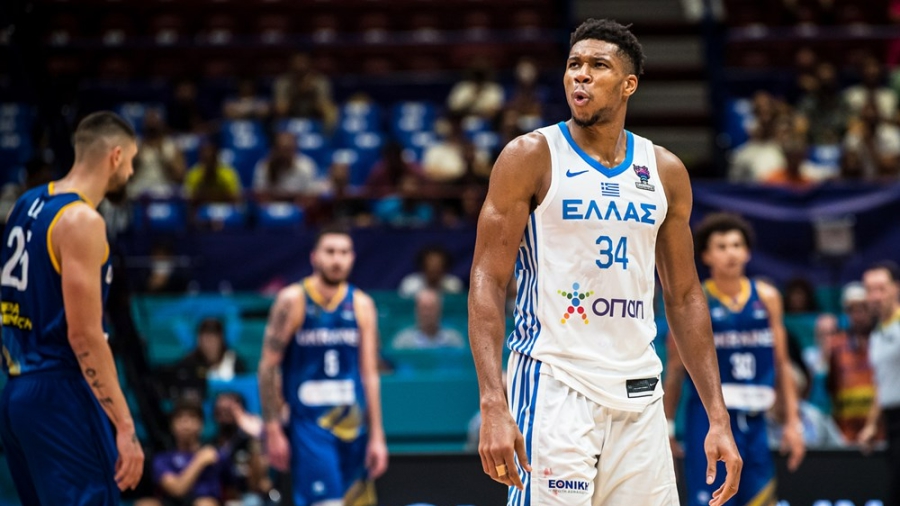 Γιάννης Αντετοκούνμπο: «Κανείς δεν έχει συμβόλαιο με τη νίκη - Να μην πάρουν τα μυαλά μας αέρα» (video)