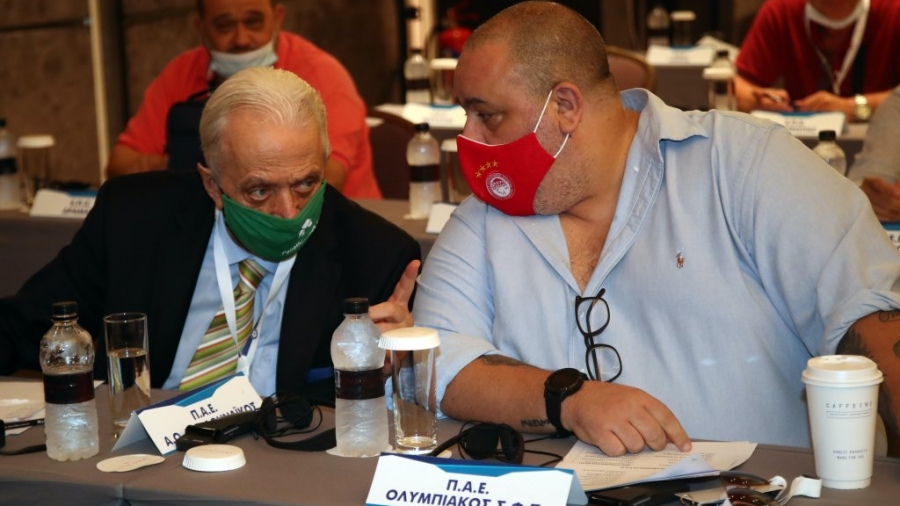 Επίθεση Καραπαππά σε ΕΠΟ για τον διαιτητή με Λουντογκόρετς - Απάντηση Φύτρα με αιχμές για «Γκιρτζίκηδες»!