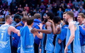 Ζενίτ: Από την αφάνεια στην... wild card της Εuroleague (video)