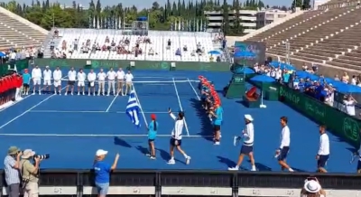 Davis Cup: Συρτάκι στα μεγάφωνα και είσοδος για την Εθνική (video)