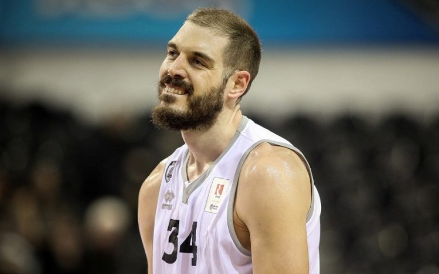 Μετακομίζει στο Κατάρ ο Ζήσης Σαρικόπουλος