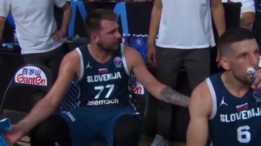 Ξέσπασμα Ντόνσιτς στους συμπαίκτες του: «Συγκεντρωθείτε ρε μ@λ@κ€ς, μην γ@μ!€στ€» (vid)