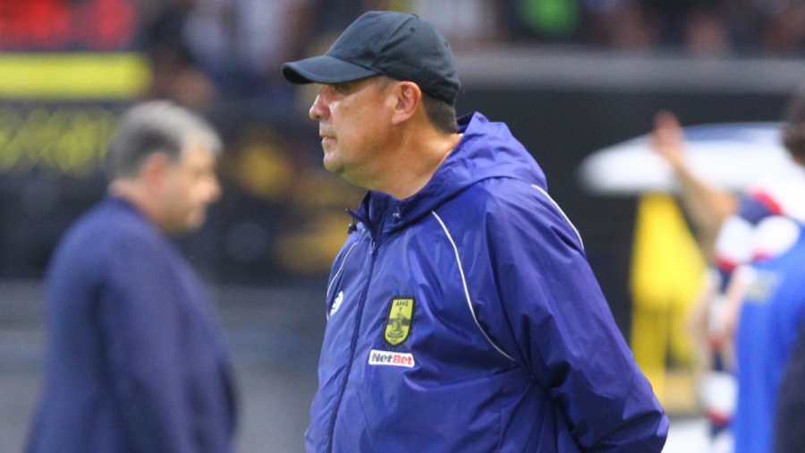 Μπούργος: «Στους ποδοσφαιριστές μου όλα τα εύσημα»