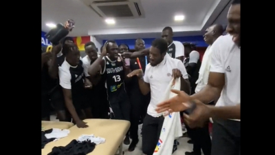Το Νότιο Σουδάν προκρίθηκε στους Ολυμπιακούς Αγώνες και στα αποδυτήρια άρχισαν οι … χοροί! (video)
