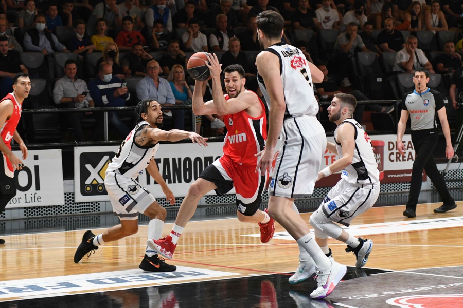 Άλωσε την «Περιβόλα» (94-68) με συνοπτικές διαδικασίες ο Ολυμπιακός! (video)