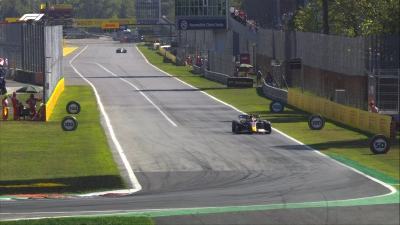 Formula 1: 11η νίκη για Φερστάπεν και τερματισμός πίσω από αυτοκίνητο ασφαλείας που… ξύπνησε μνήμες Άμπου Ντάμπι