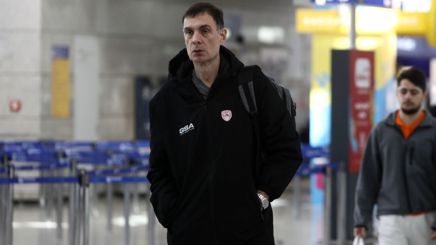 Μπαρτζώκας: «Δεν είμαστε... τρένο»