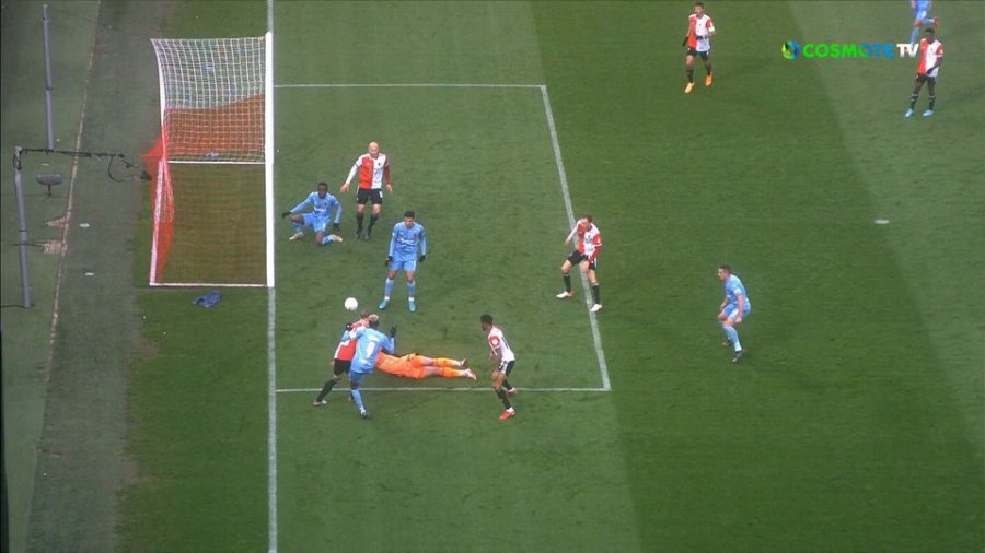 Φέγενορντ – Σλάβια Πράγας 1-1: Τρομερό γκολ από Σινιστέρα, απαντά ο Ολαγίνκα (video)