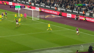 Γουέστ Χαμ – Νόριτς 1-0: Μέτρησε το δεύτερο γκολ του Μπόουεν στην βραδιά και πήραν το προβάδισμα τα «σφυριά»! (video)