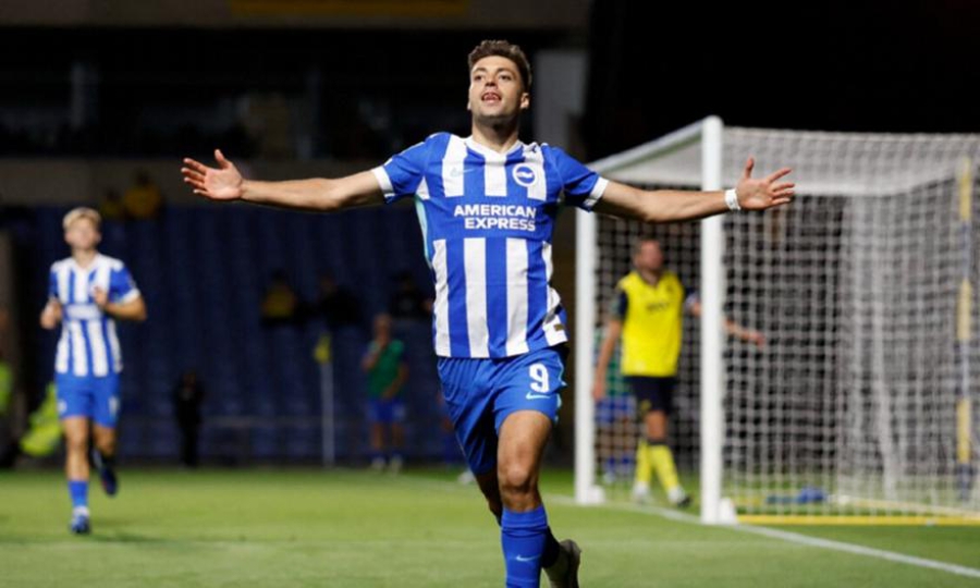 Συνεχίζει να εντυπωσιάζει ο Τζίμας: Σκόραρε δύο γκολ σε φιλικό της Μπράιτον! (video)