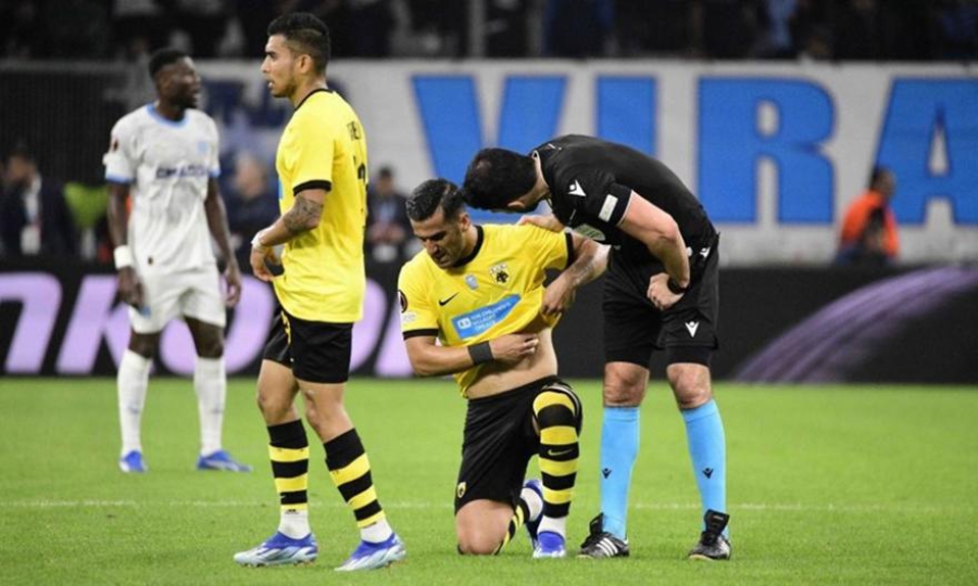 ΑΕΚ: Μυϊκός ο τραυματισμός του Χατζισαφί, δύσκολα προλαβαίνει τον ΠΑΟΚ