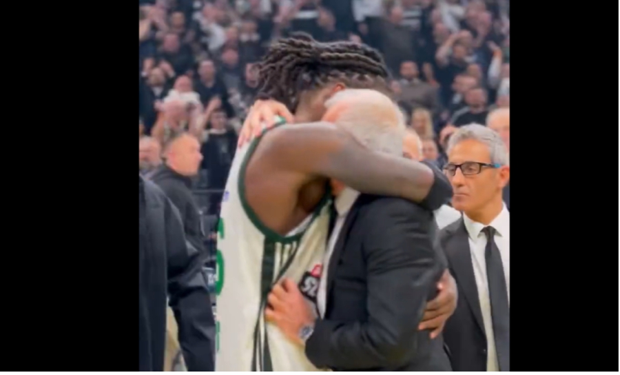 Η συγκινητική αγκαλιά του Ομπράντοβιτς στον Λεσόρ (video)