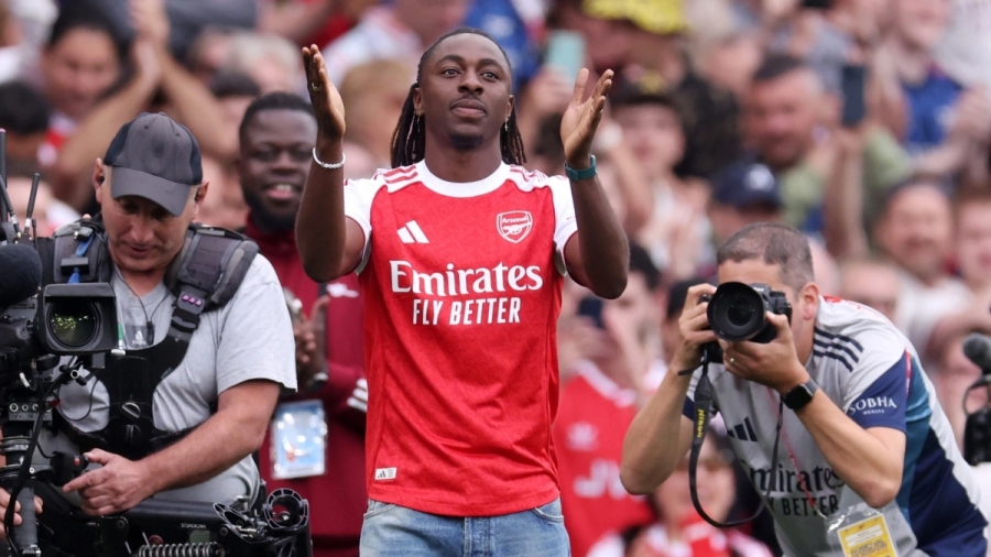 Στην Άρσεναλ με το Νο. «10» ο Εμπερέτσι Έσε - Παρουσιάστηκε στο «Έμιρεϊτς»! (video)