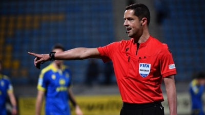 Super League: Ο Γκουστάβο Κορέια στο Άρης - ΑΕΚ, όλοι οι διαιτητές της 7ης αγωνιστικής