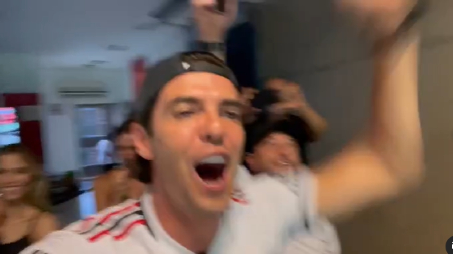 Τρελάθηκε ο Κακά με το Κύπελλο της Σάο Πάολο στη Βραζιλία (video)