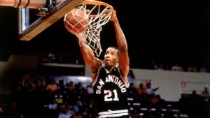 Άλβιν Ρόμπερτσον: Ο μοναδικός «τετραπλός» γκαρντ στην ιστορία του NBA με το... τρελό στατιστικό! (video)