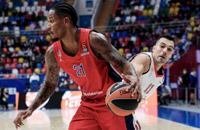 Megalodon: Η κάμερα που ξετρέλανε τους θεατές του αγώνα ΤΣΣΚΑ Μόσχας - Ολυμπιακός (video)