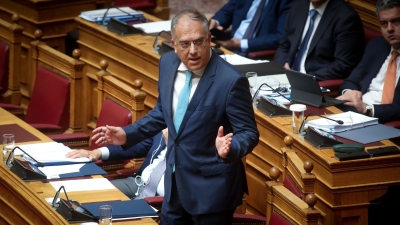 Τάκης Θεοδωρικάκος: «Μόνο με ονομαστικό εισιτήριο η είσοδος στα γήπεδα της Super League»