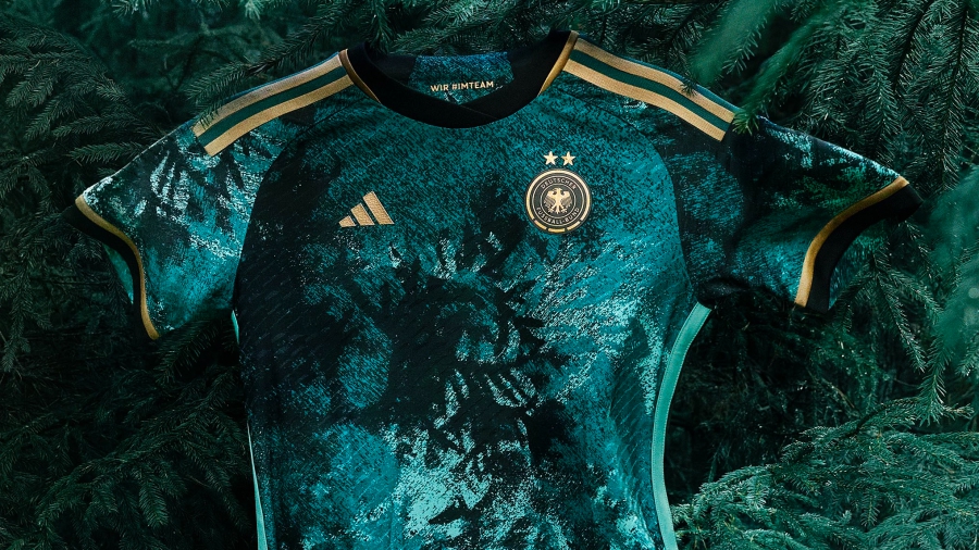 Φοβερή η νέα εμφάνιση της εθνικής γυναικών Γερμανίας!