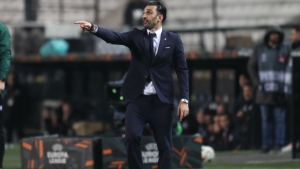 Τέλος ο Χαραλάμπους από τον πάγκο της Στεάουα Βουκουρεστίου (pic)