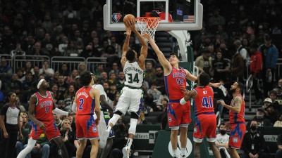 Μπακς - Πίστονς 114-93: Το καθήκον τους Αντετοκούνμπο και Μιλγουόκι - Καθάρισαν σειρά πέντε εντός έδρας αγώνων μετά από 41 χρόνια! (video)