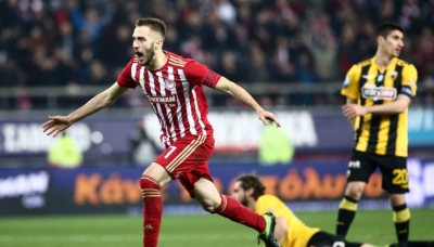 ΑΕΚ - Ολυμπιακός: Mε Λε Ταλέκ στο κέντρο της άμυνας η «ένωση» - Επιστροφή Φορτούνη στο αρχικό σχήμα για τους «ερυθρόλευκους»