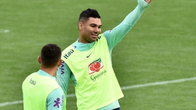 Βραζιλία: Με τα... όλα έπεσε ο Κασεμίρο στα πόδια του Ριτσάρλισον! (video)