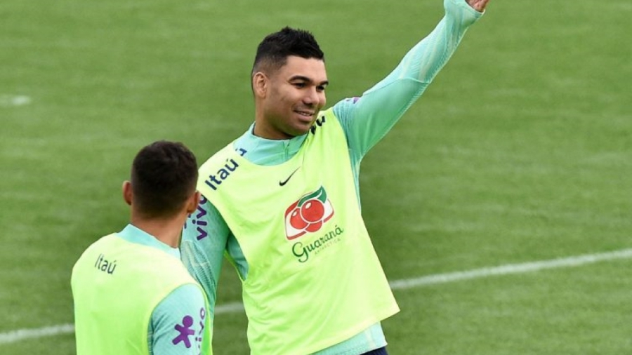 Βραζιλία: Με τα... όλα έπεσε ο Κασεμίρο στα πόδια του Ριτσάρλισον! (video)