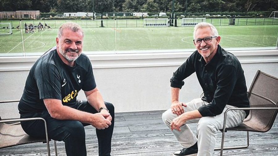 Ποστέκογλου: «Ο πατέρας μου αγαπούσε την ΑΕΚ - Πήραμε μία βάρκα και φύγαμε»