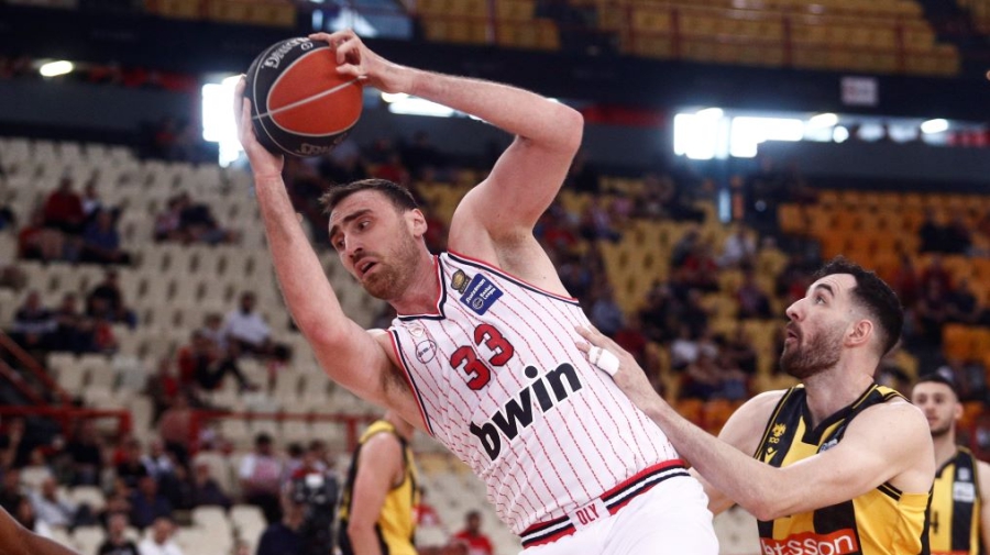 Ολυμπιακός – ΑΕΚ 92-75: Με πρωταγωνιστή Μιλουτίνοφ «καθάρισε» σε ένα δεκάλεπτο! (video)