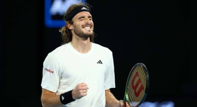 Τσιτσιπάς: «Από τα γήπεδα της Βουλιαγμένης, στο αγιασμένο Rod Laver Arena»