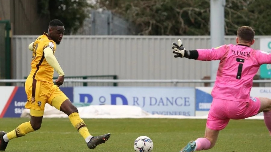 Παίζει μία κατηγορία η Όλνταμ, σκοράρουν Ρότσντεϊλ και Μάνσφιλντ!