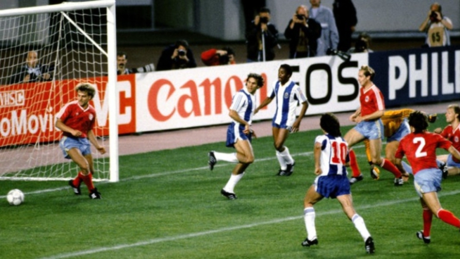 Το τακουνάκι ενός «δράκου» από την Αλγερία, ήταν η αρχή για την ευρωπαϊκή ιστορία της Πόρτο! (video)