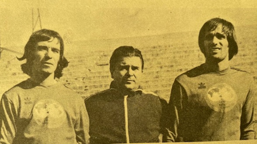 Άνθιμος Καψής και Δημήτρης Δημητρίου: Οι πρώτοι Έλληνες που έπαιξαν στη Μικτή Ευρώπης με Κρόιφ και Εουσέμπιο αλλά αγνοήθηκαν από τα ΜΜΕ! (video)