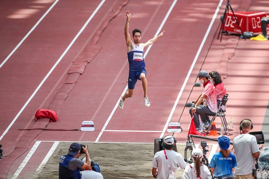 Τεντόγλου: «Ρίσκαρα και μου βγήκε ένα πολύ καλό άλμα – Να πάρω και άλλα χρυσά σε Ολυμπιακούς Αγώνες» (video)