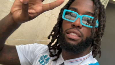 Ο Ματίας Λεσόρ ποζάρει με φανέλα της Μαρσέιγ!