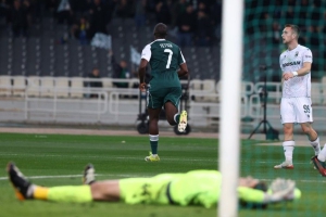 «Έλληνας Λαμίν Γιαμάλ!»:  Οι Σέρβοι αποθεώνουν τον Τετέη κι η Πλζεν... το είδε από κοντά!