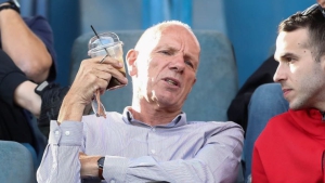 Stoiximan Super League: Κάλεσμα του Μπένετ προς τους προέδρους των έξι ομάδων των Play Off για σύσκεψη