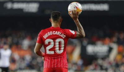 Όνειρο ήταν και… πάει ο Ντιέγκο Κάρλος για τη Νιούκαστλ, μένει στην Σεβίλλη!