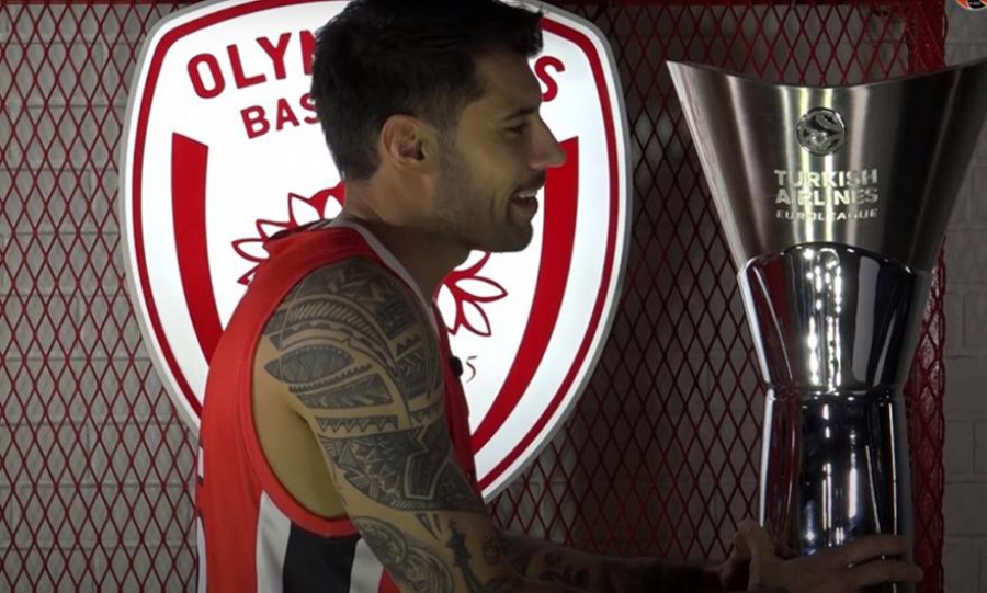 Οι επικές ερωτικές εξομολογήσεις των παικτών του Ολυμπιακού στη κούπα της Euroleague!