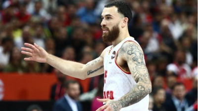 «Ο Μάικ Τζέιμς θέλει να παίξει στον Ολυμπιακό»