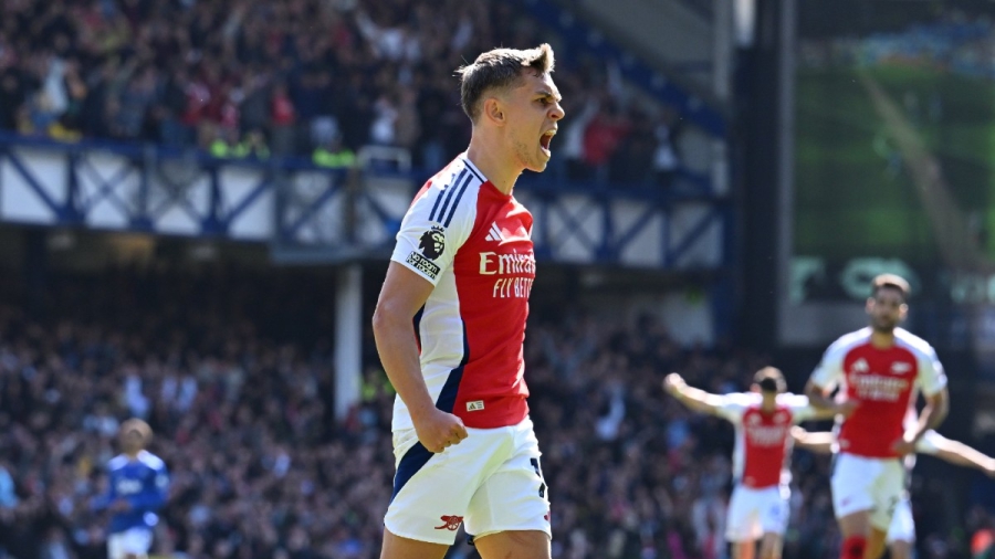 Η Άρσεναλ άφησε δύο βαθμούς στην έδρα της Έβερτον και η Λίβερπουλ πανηγυρίζει!